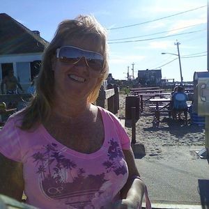 Meet your Posher, Liz